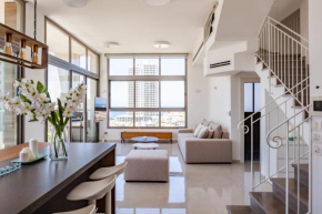 Brand New Duplex Penthouse - Sea view - Parking in Bat Yam